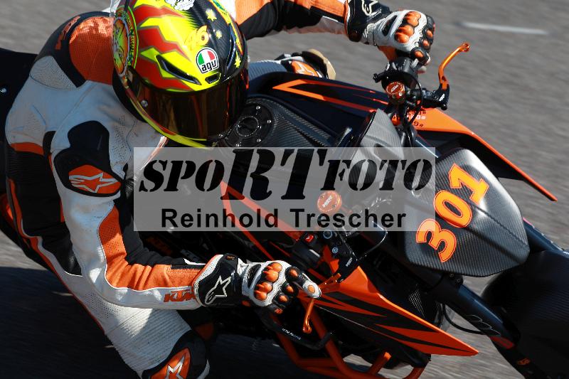 /Archiv-2022/05 04.04.2022 Plüss Moto Sport ADR/Freies Fahren/301